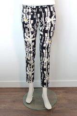 Graphic Daisy Tulip Hem Pant