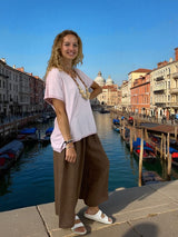 Sara Simple V-Neck Top