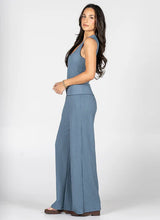 Pucker Pant