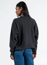 Relaxed Fit Light Weight Crew Neck