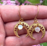 Moon Pearl Earrings