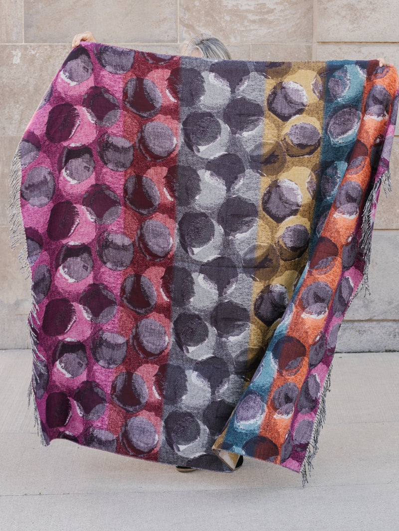 Water Dot Throw