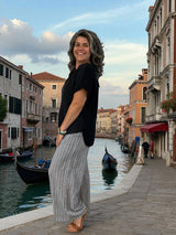 Corrie Simple Round Neck Top