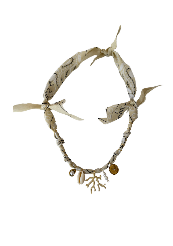 Golden Fluo Nude Coral Necklace