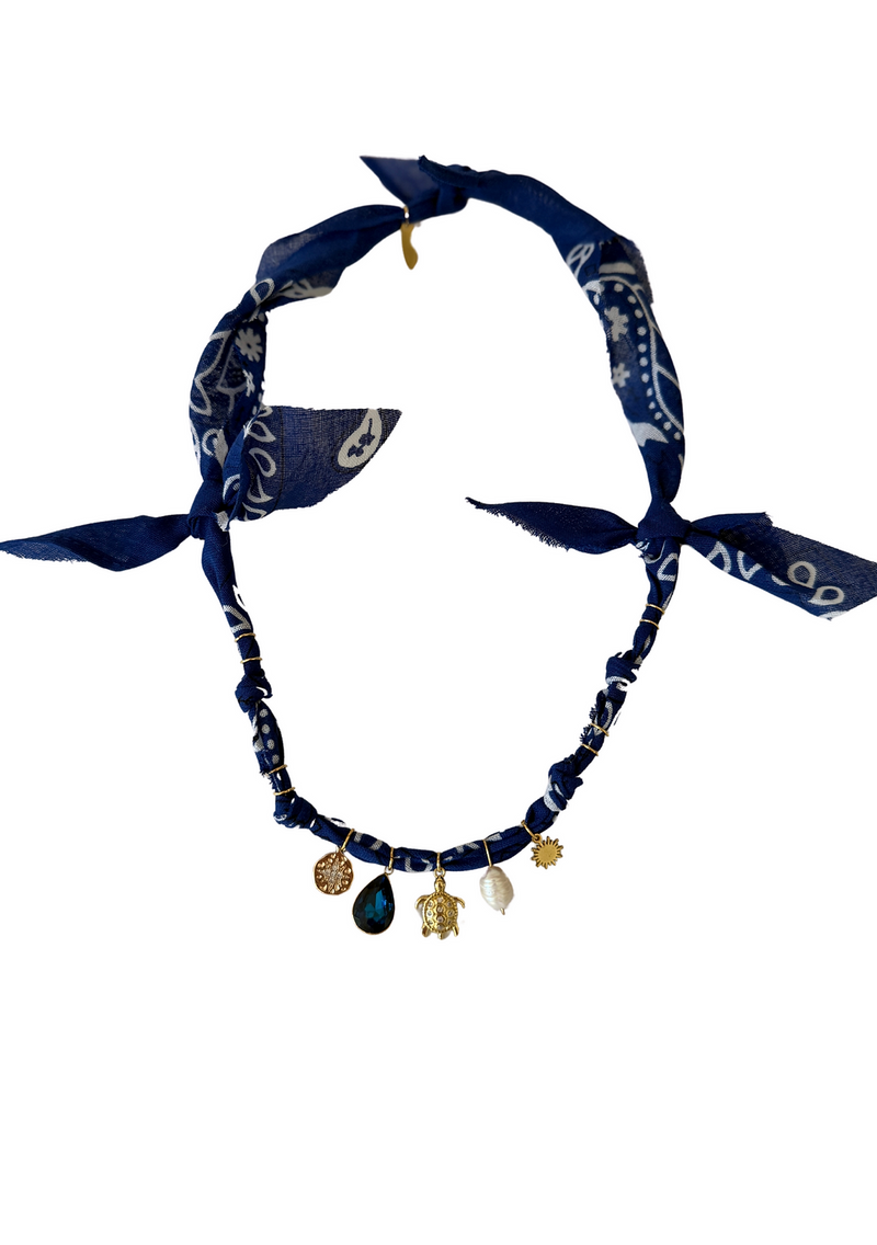 Hydra Island Ultramarine Mini Turtle Necklace