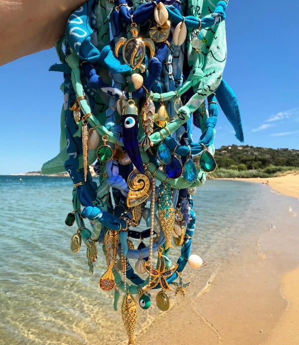 Hydra Island Ultramarine Horn Necklace