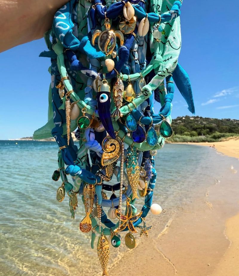 Hydra Island Ultramarine Horn Necklace