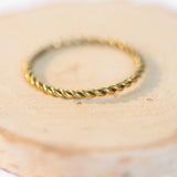 Kanga Twisted Ring