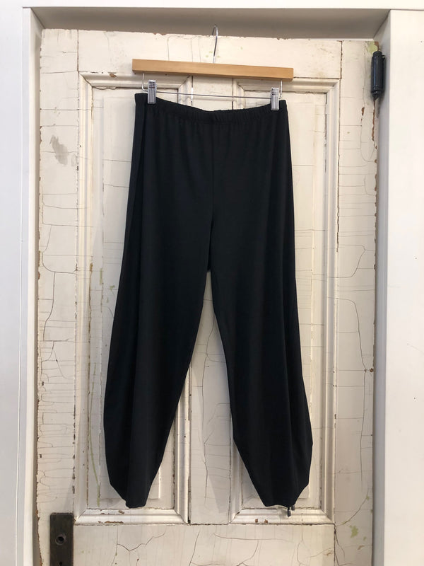 Debbie Pant