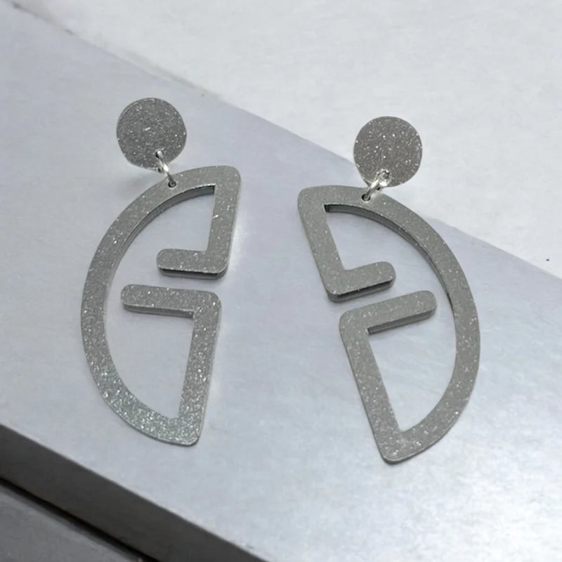 Maru Earring