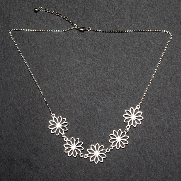 Five Flower Necklace SILVER